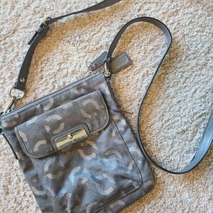 Coach crossbody grey/silver